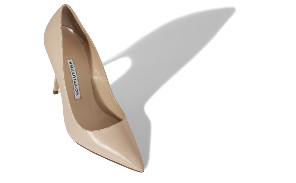 Taupe Kalbleder Spitzenspitze Pumps