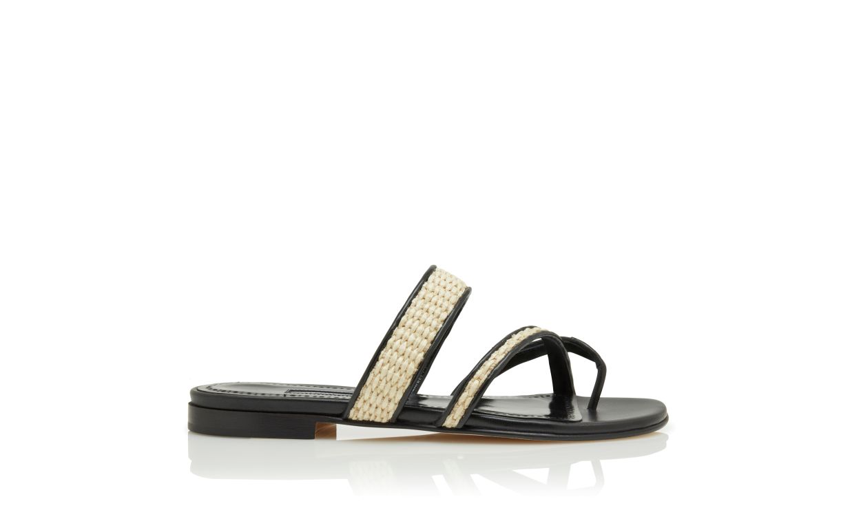 Schwarze und Beige Raffia-Flachsandalen