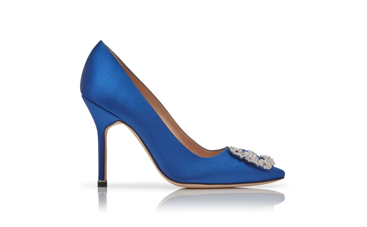 Blaue Satin-Edelstein-Schnalle-Pumps