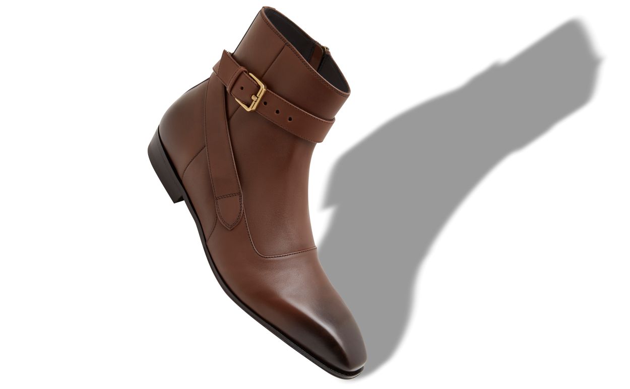Braune Kalbsleder-Keilabsatz-Stiefel