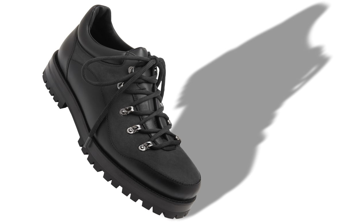 Schwarze Kalbsleder-Schnürstiefel
