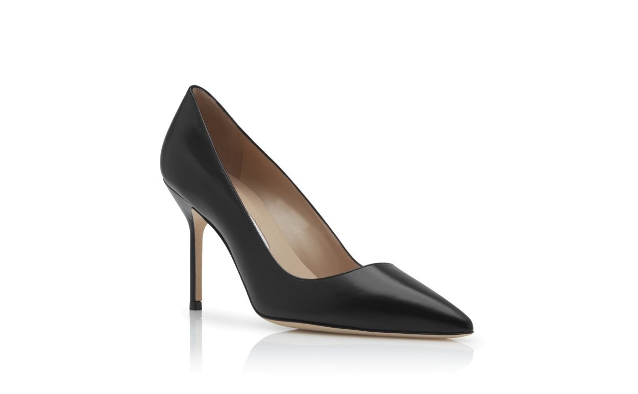 Schwarze Kalbsleder-Pumps mit spitzem Absatz