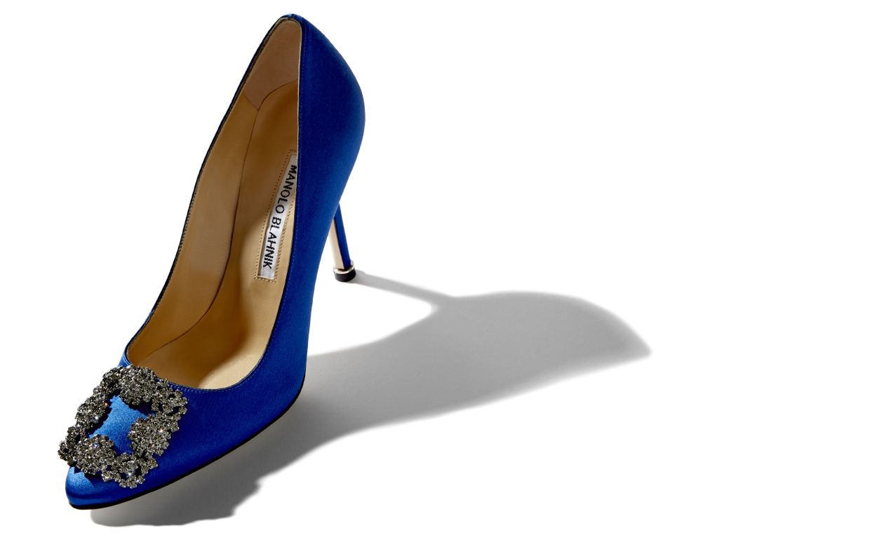 Blaue Satin-Perlen-Schnallen-Pumps