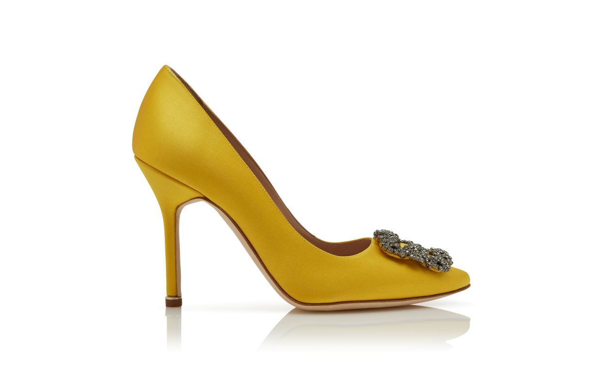 Gelbe Satin-Perlen-Schnalle-Pumps
