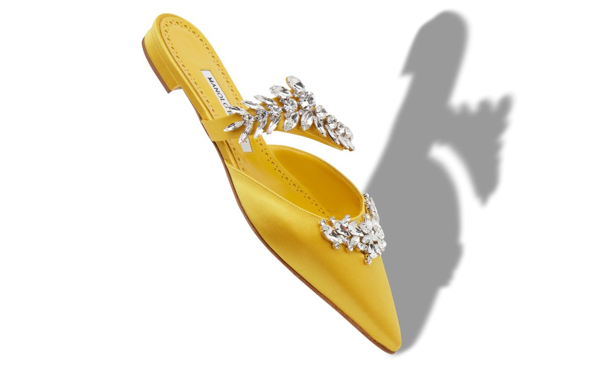 Gelbe Satin-Strass-Besetzte Slipper