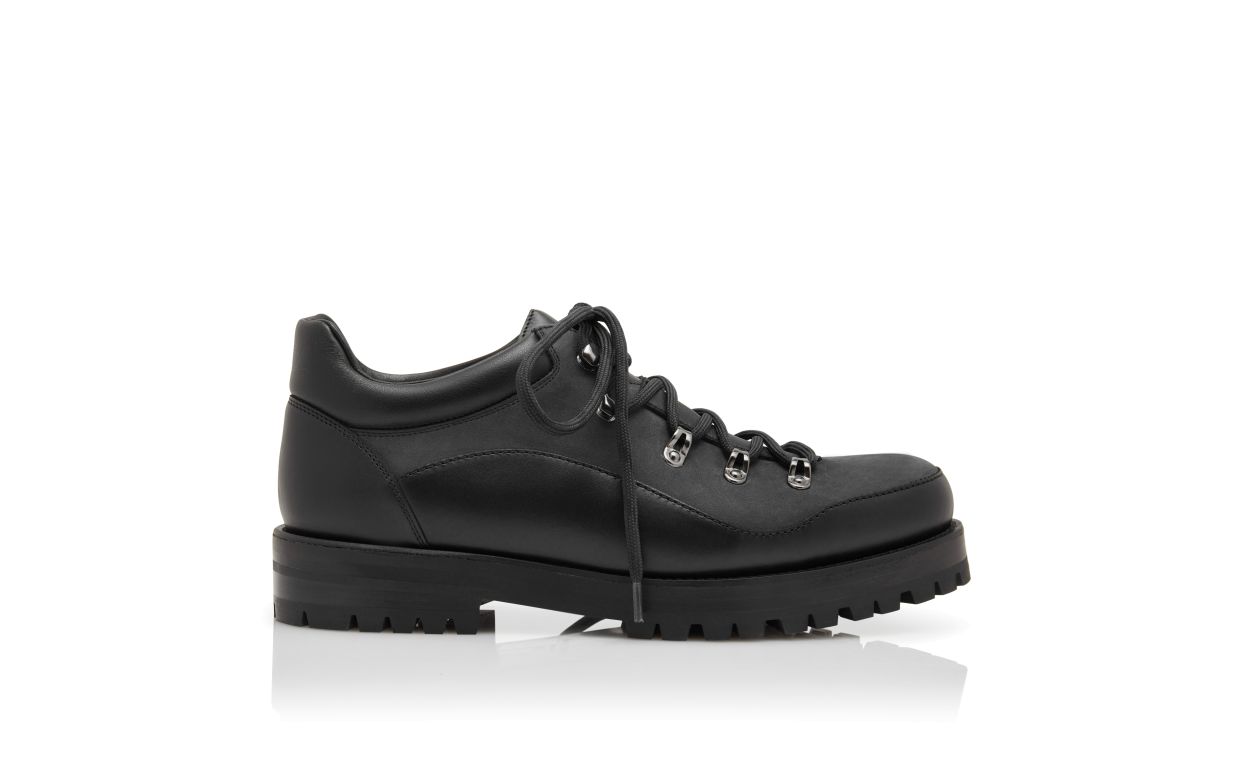 Schwarze Kalbsleder-Schnürstiefel