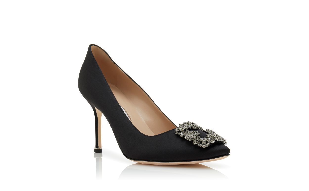 Schwarze Satin-Perlen-Schnürschuhe