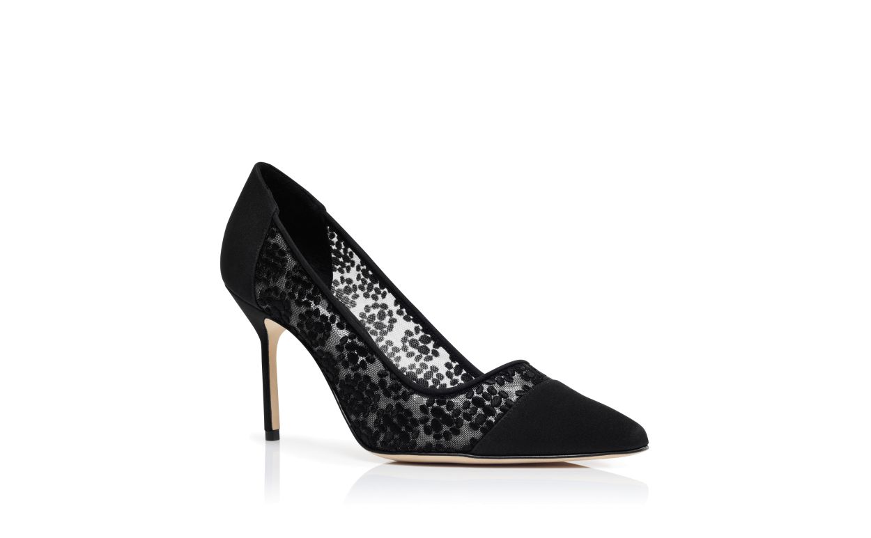 Schwarze Spitzen-Pumps mit Blumen-Details