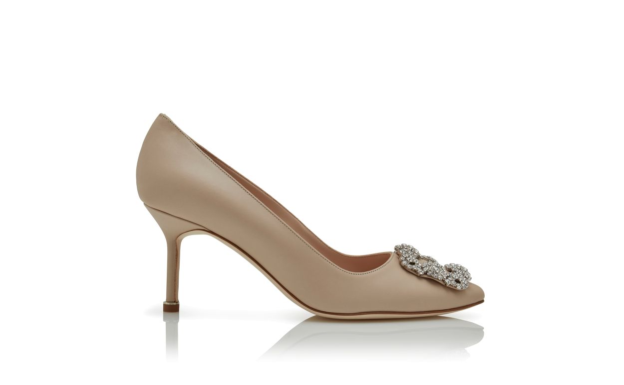 Helle Beige Kalbsleder-Steppschuhe mit Juwel-Schnalle