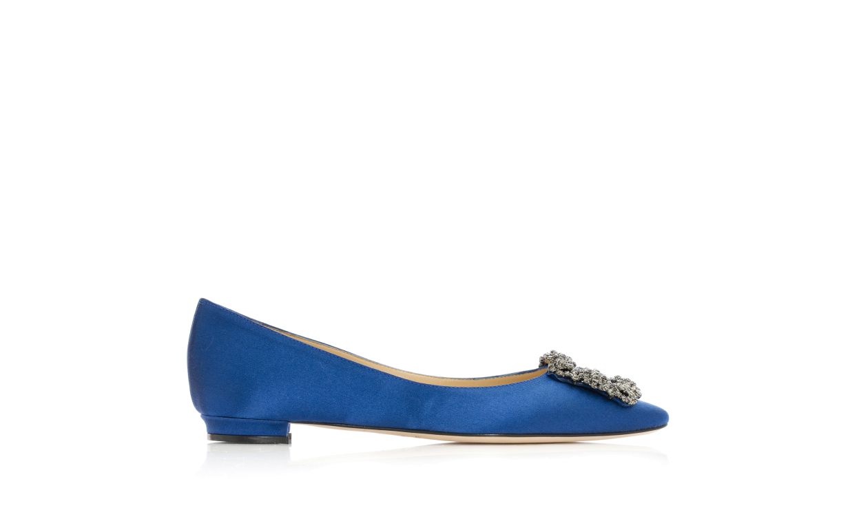 Blaue Satin-Edelstein-Schnalle-Pumps