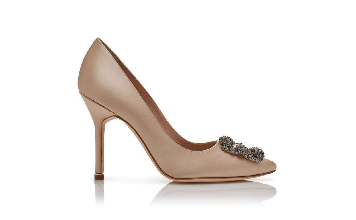 Champagner Satin Jewel Verschluss Pumps