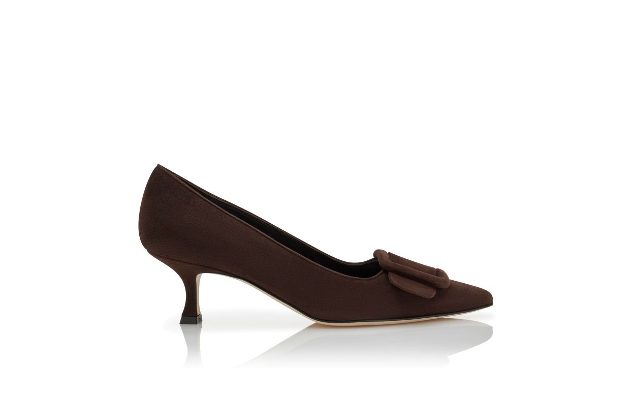 Dunkelbraune Wildleder-Pumps mit Schnallen-Details