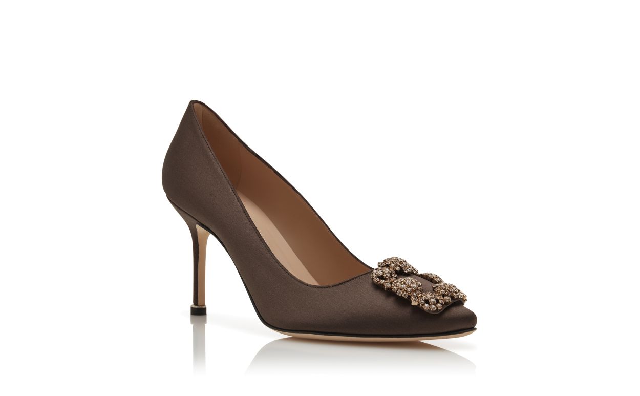 Braune Satin-Perlen-Schnallen-Pumps